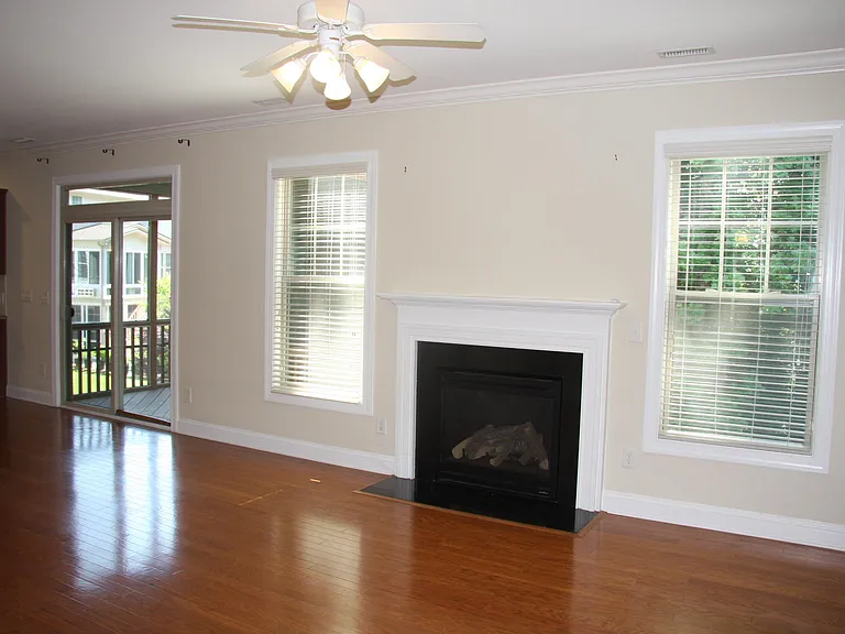 4116 Collamer Dr — Photo 8