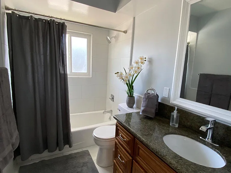 4303 W Adams Blvd #1 — Photo 10