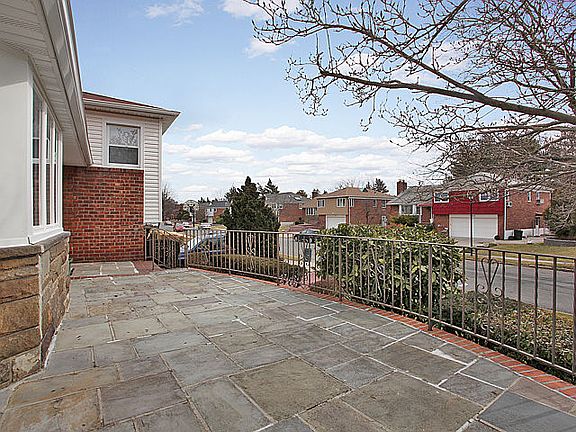 3rd image of 1485 Eric Ln
