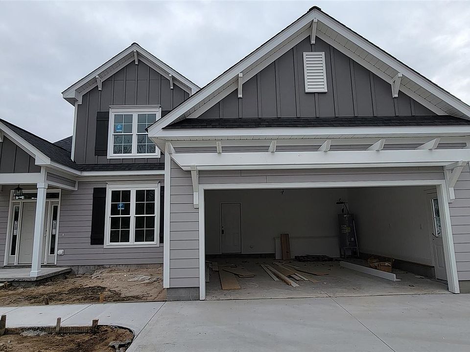 1st image of 4204 Colony Woods Dr