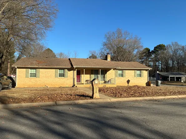 118 Cherokee Dr, Searcy, AR 72143
