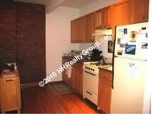 Rented by HH Realty | media 3