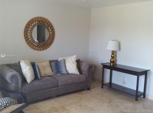 10541 SW 52nd St, Miami, FL 33165