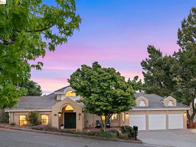 724 Grizzly Terrace Dr, Oakland, CA, 94611