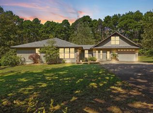 106 Daniel Dr, Fairfield Bay, AR 72088