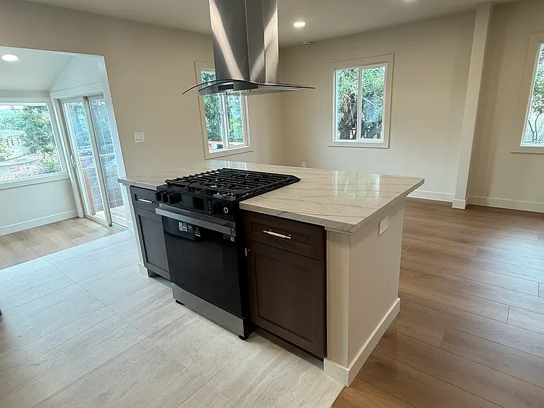 4395 Aragon Way — Photo 3