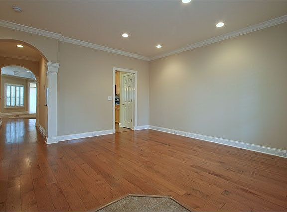 2nd image of 1130 Frenchtown Ln