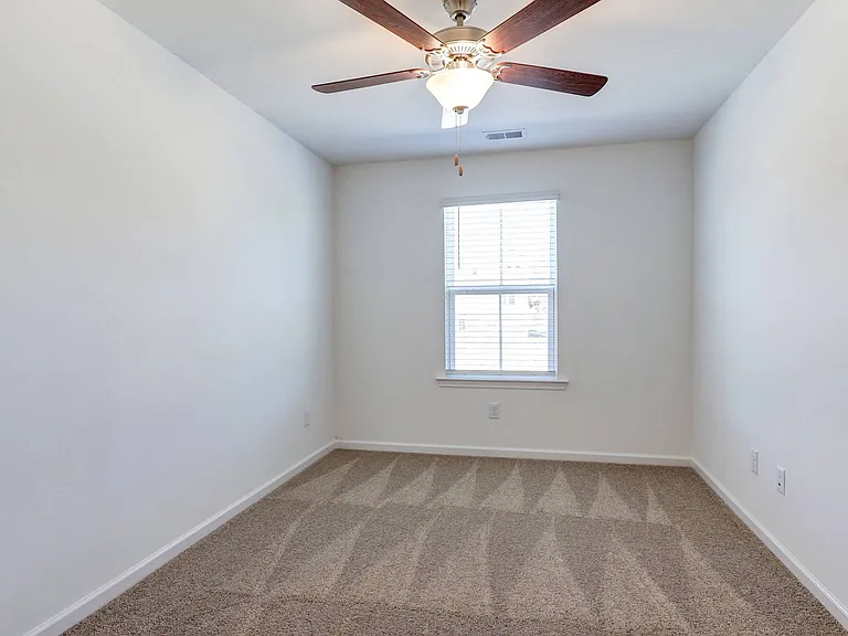 Highland Townhomes — Photo 36