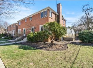 97 High St, Winnetka, IL 60093