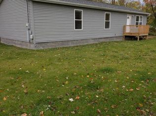 729 Peachtree Pl, Watervliet, MI 49098