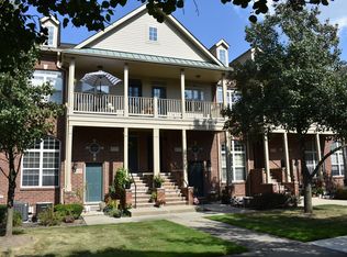 417 Old Pine Way #99, Walled Lake, MI 48390