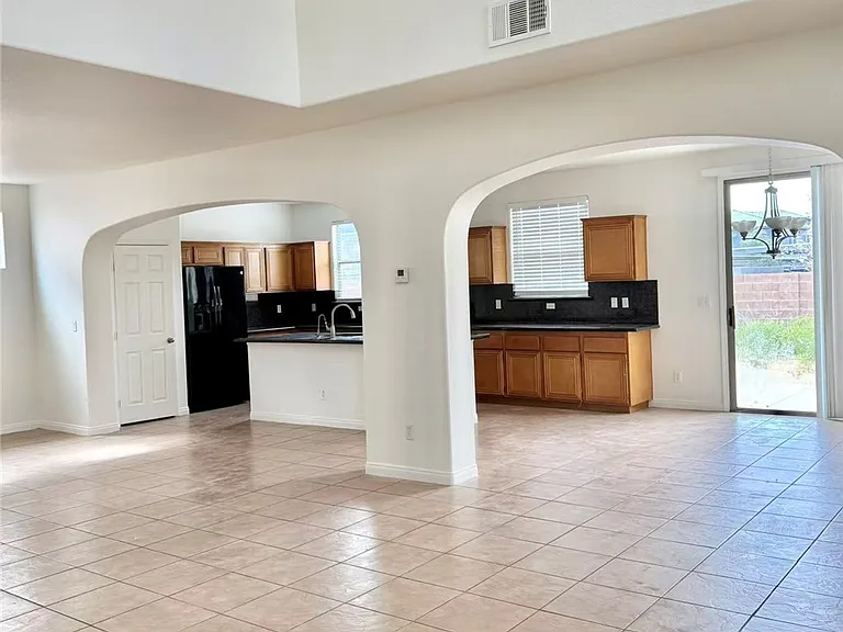 3434 Bella Valencia Ct — Photo 2
