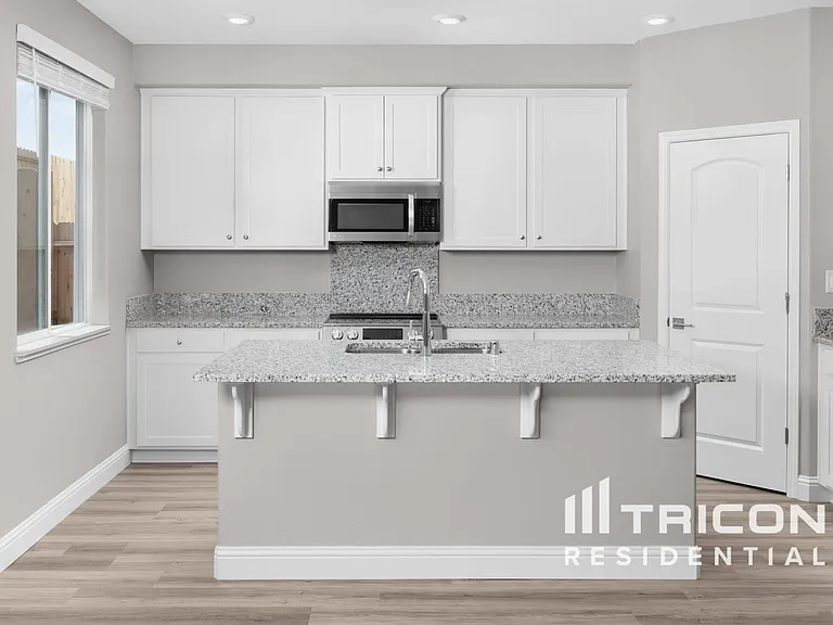 Tricon Sunridge — Photo 37
