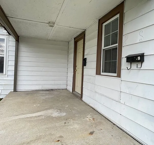 111 E Front St #1 — Photo 3