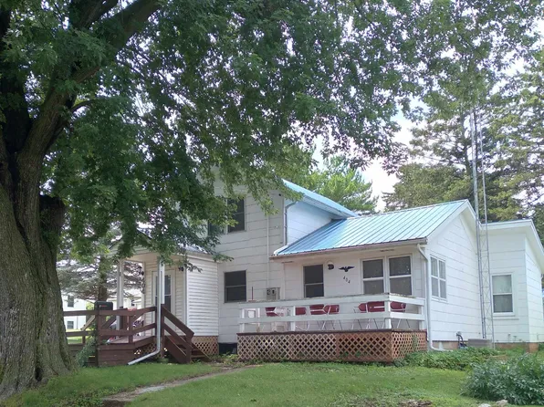 404 N Pearl St, Stockton, IL 61085