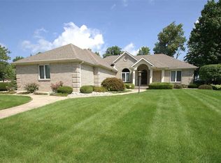 9009 Greyhawk Dr, Fort Wayne, IN 46835