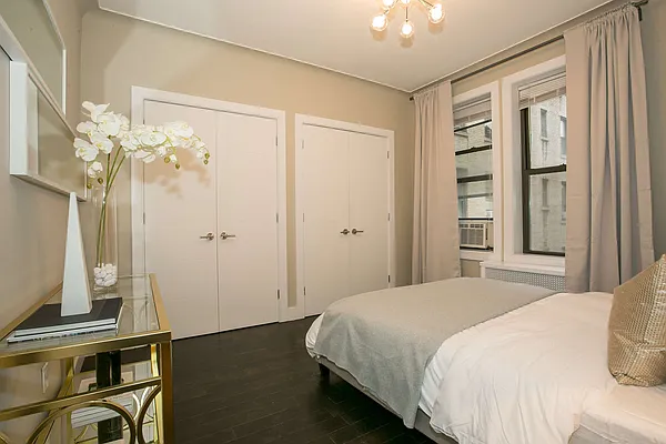 Rented by Bedrose | media 44