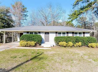 9176 Thrash St SW, Covington, GA 30014