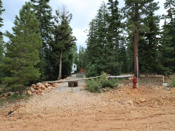 3610 N Navajo Ln, Duck Creek Village, UT 84762