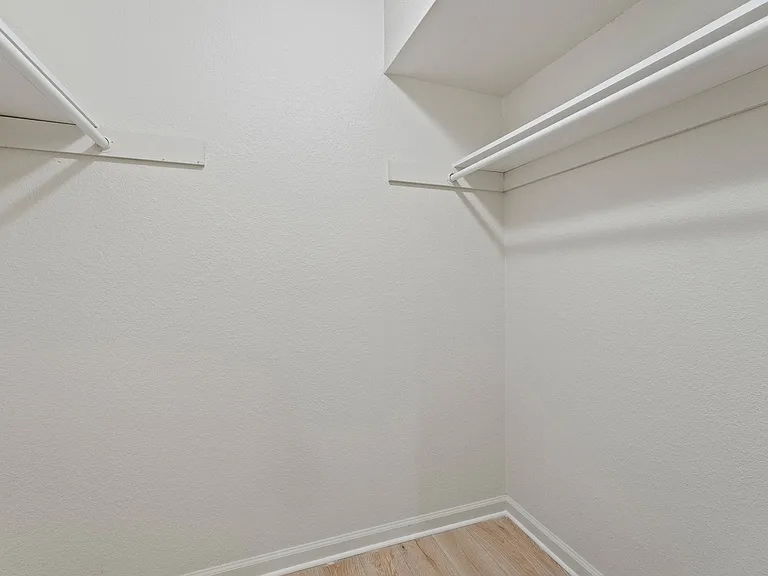 Fairfield Flats — Photo 39