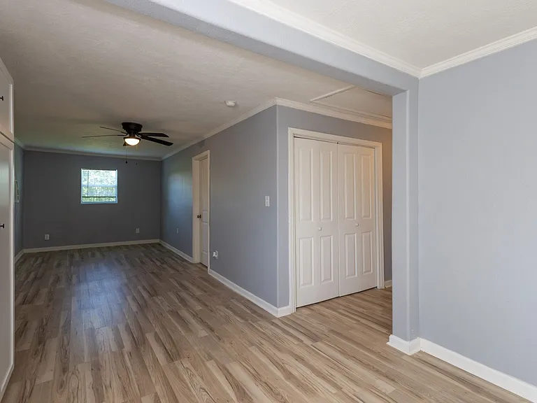 1840 Ollie St — Photo 8