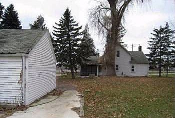 2nd image of 1296 Point Douglas Rd S