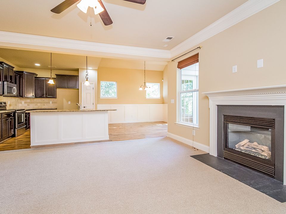 1st image of 103 Beacon Ct