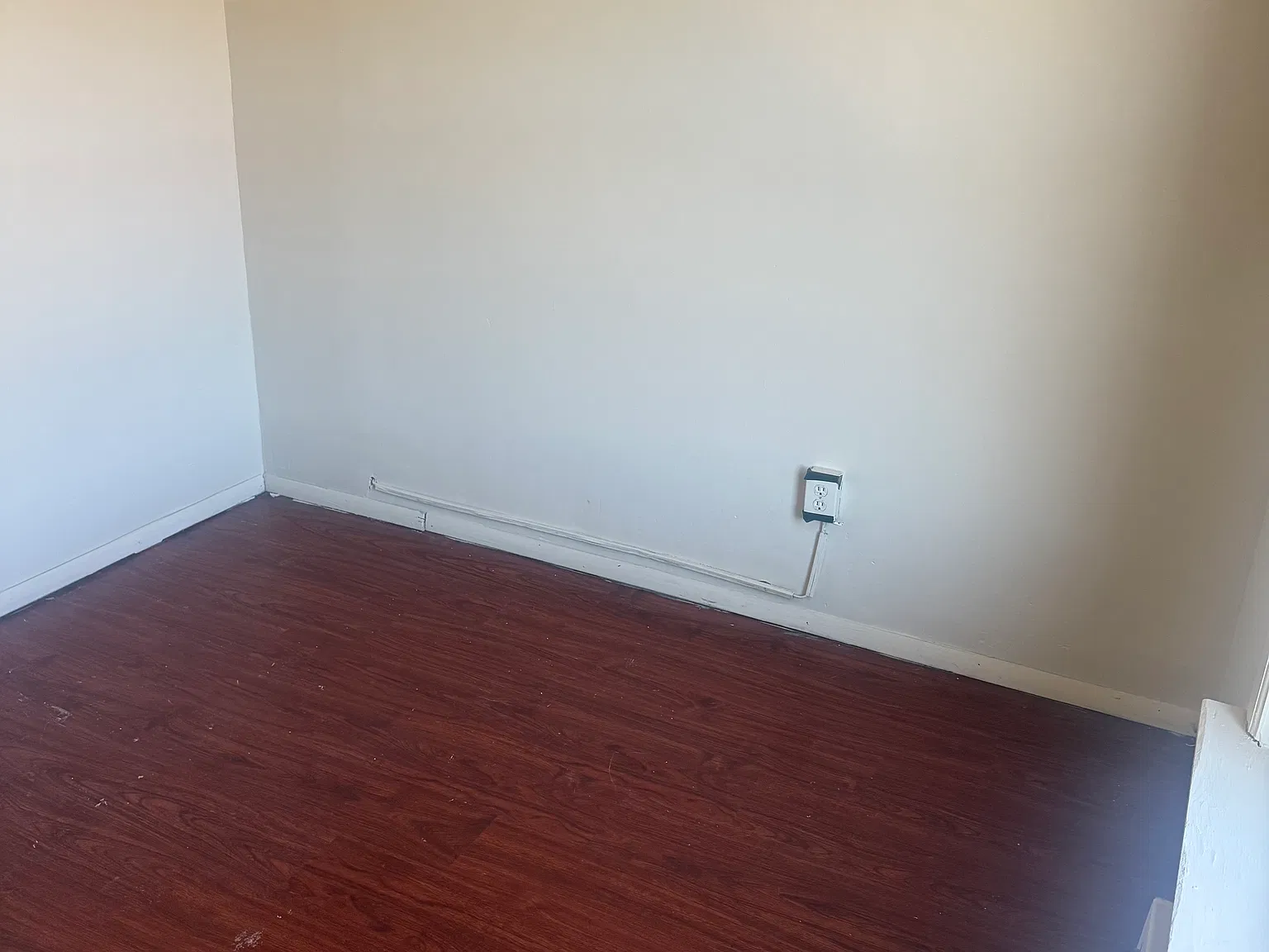 1 bed, $900 — Photo 1