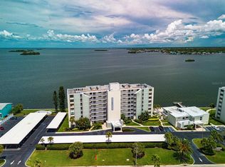 200 Woodette Dr APT 303, Dunedin, FL 34698