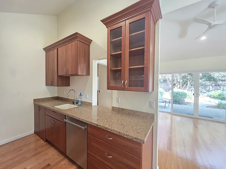 865 Briarwood Way — Photo 19