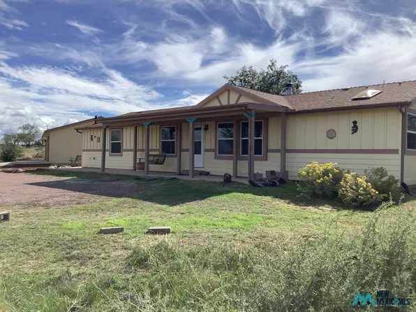 108 Crestview Rd, Gallup, NM 87301