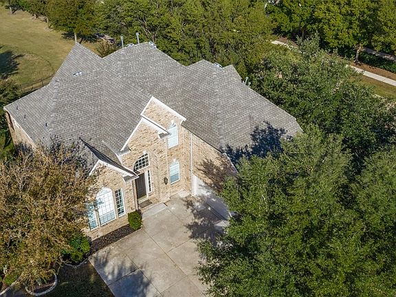 3rd image of 8520 Old Hickory Ln