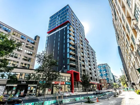435 Richmond St W, Toronto, ON