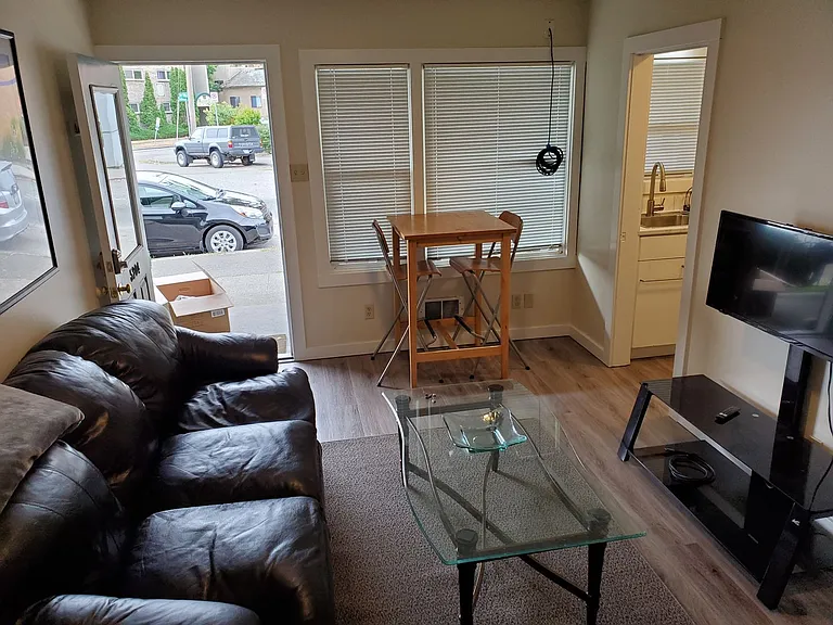 5200 17th Ave NW — Photo 7