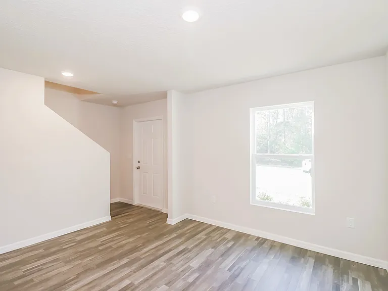 2951 W Juliet Pl — Photo 6