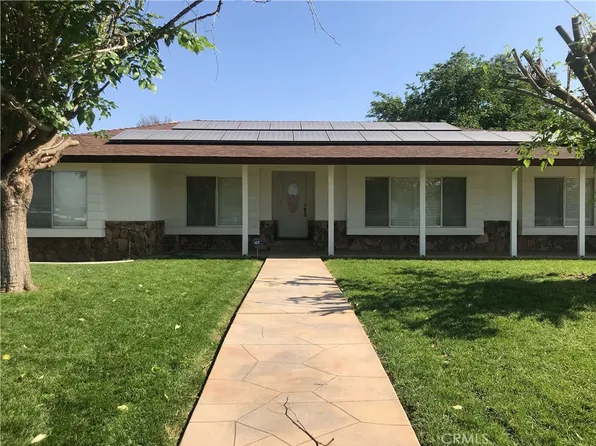 28840 Triple Crown Rd, Menifee, CA 92585