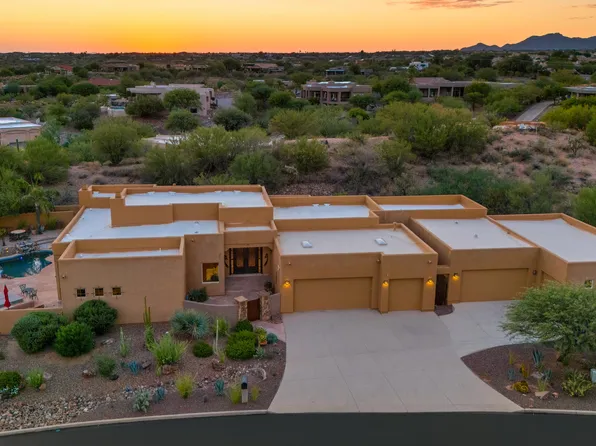 11531 N Charoleau Dr, Oro Valley, AZ 85737