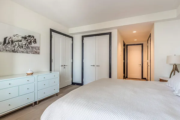 Sold by Compass | media 6