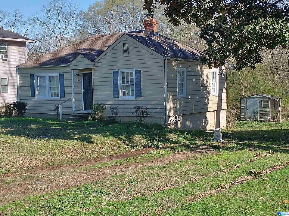 2nd image of 1227 Pineview Rd