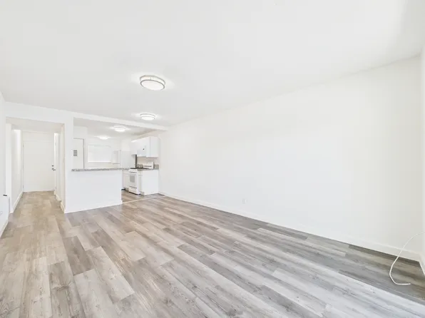 Ocotillo Apartments - South