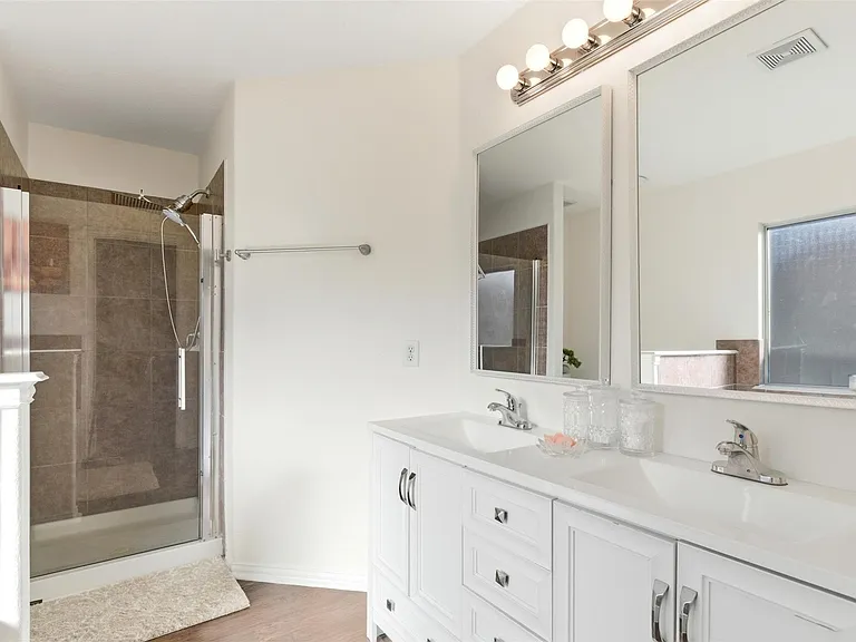 20811 Indigo River Ln — Photo 17