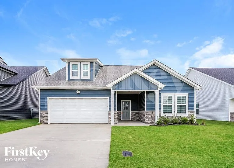 623 Alvin Rd — Photo 1