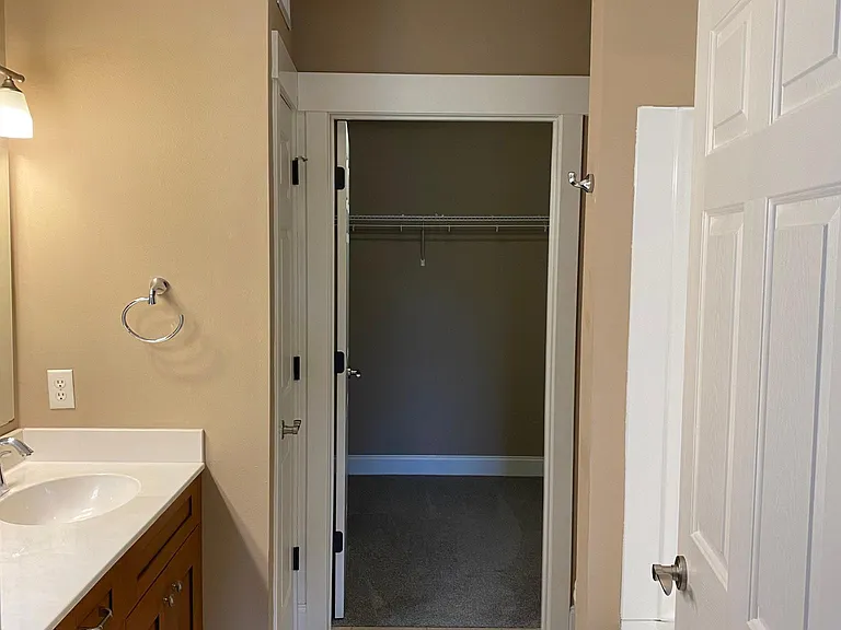 Double sink vanity