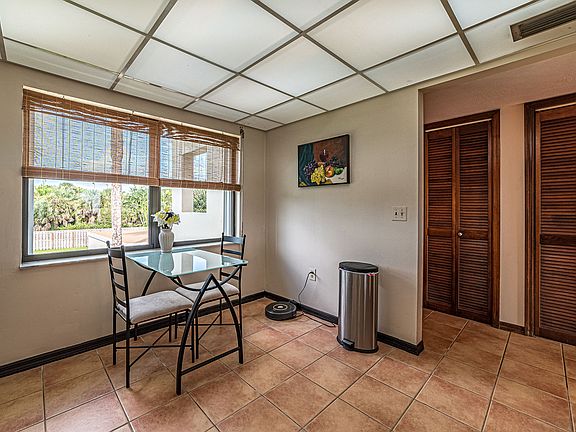 4th image of 2150 Atlantic St APT 426