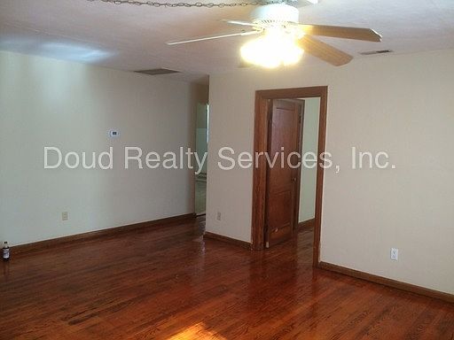 3rd image of 9329 Buckman Ave APT 5