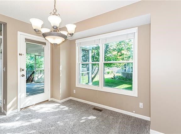 4th image of 6831 W 156th Ter