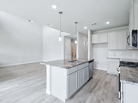 6th image of this home