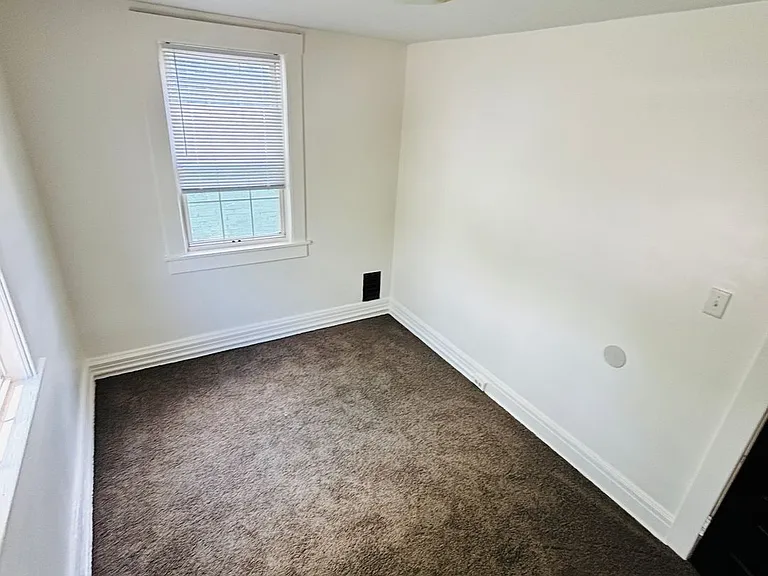 551 Park Pl — Photo 19