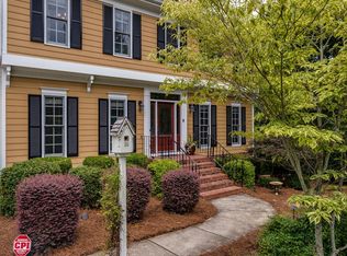 3652 Plantation Rd, Charlotte, NC 28270