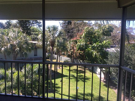 5th image of 4901 38th Way S APT 16